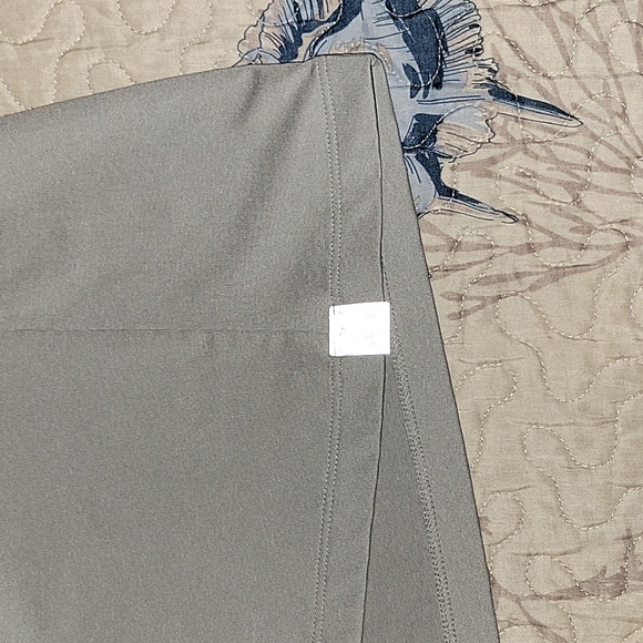 Victoria's Secret Pink Ultimate Grey Half Zip - Picture 6 of 8